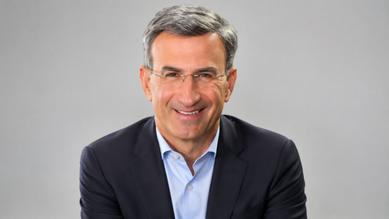 peter orszag bald: Hair Changes, Appearance, Biography and Family Life Explained Benjamin Ayres Wife